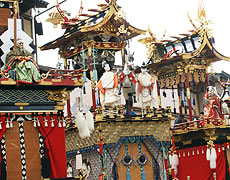 Bienvenue dans la Salle d’Exposition du Festival de Takayama