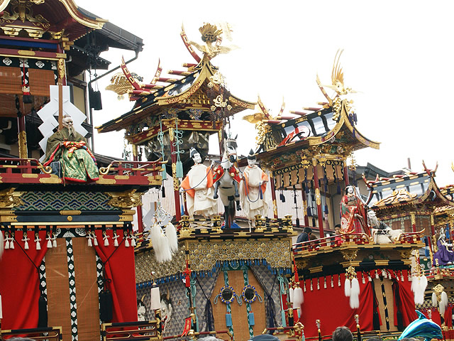 十月九日・十日(秋の高山祭)